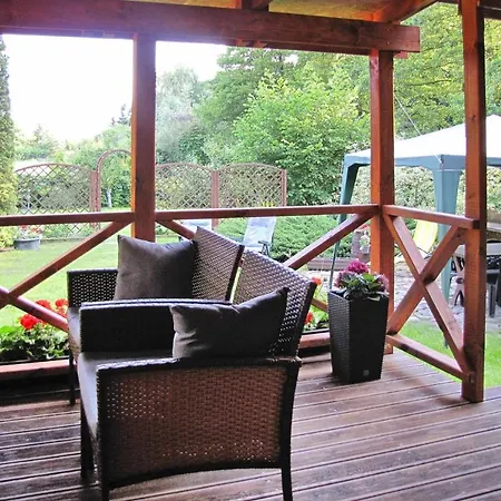 With Jacuzzi And Private Garden Ferienhaus *